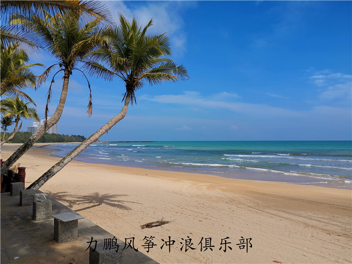 648907931_副本.jpg